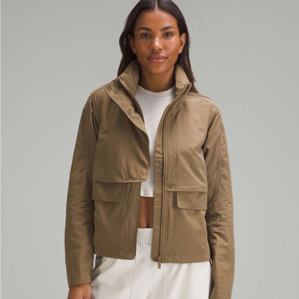 Lululemon 'Always Effortless' Jacket in color Artifact (Size 4) - EUC